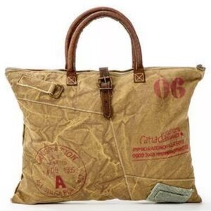 NWOT The Barrel Shack La Gunda Travelers Handmade Handbag